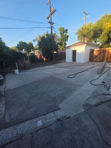 2303 Monte Diablo Ave, Stockton, CA 95203