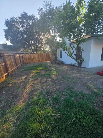 2303 Monte Diablo Ave, Stockton, CA 95203