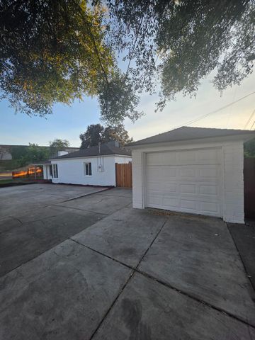 2303 Monte Diablo Ave, Stockton, CA 95203