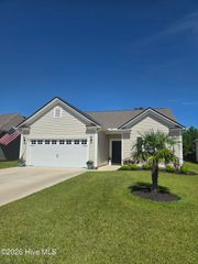 229 Eagle Claw Drive, Calabash, NC 28467