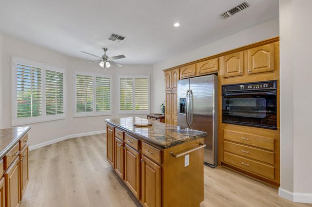 78370 Gray Hawk Drive, Palm Desert, CA 92211