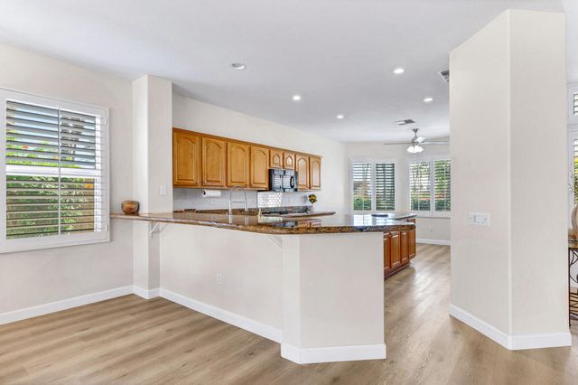 78370 Gray Hawk Drive, Palm Desert, CA 92211