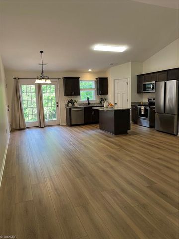 188 W Church Street, Mocksville, NC 27028