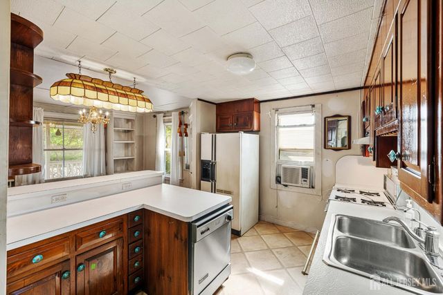 78 Lawrence Avenue, Highland Park, NJ 08904