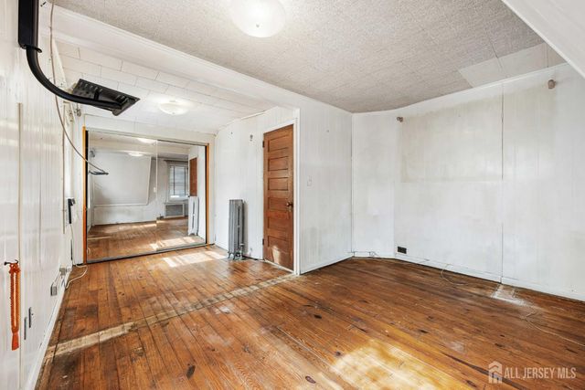 78 Lawrence Avenue, Highland Park, NJ 08904