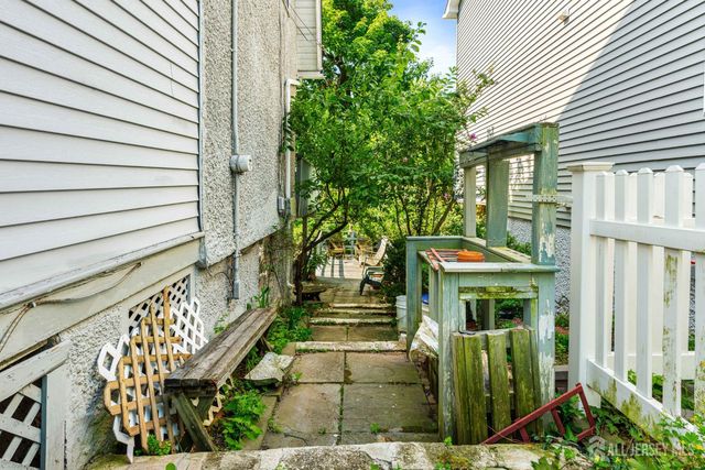 78 Lawrence Avenue, Highland Park, NJ 08904