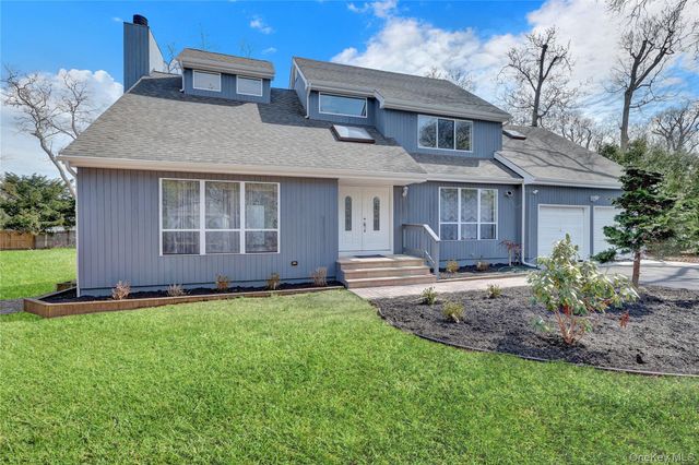 242 Trout Brook Lane, Aquebogue, NY 11901
