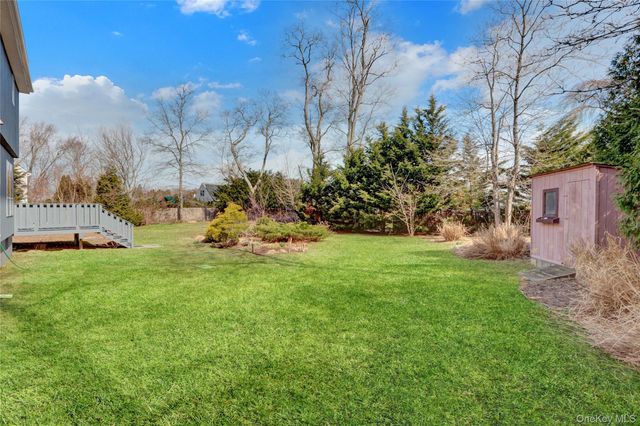 242 Trout Brook Lane, Aquebogue, NY 11901