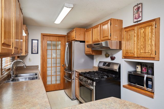 1124 West Street, Des Moines, IA 50315