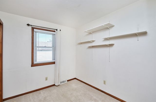 1124 West Street, Des Moines, IA 50315