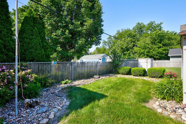 1124 West Street, Des Moines, IA 50315