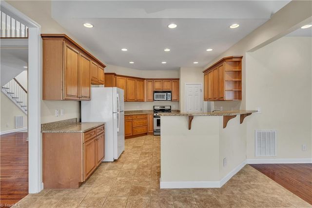 1206 Edgewater Court, Salisbury, NC 28146