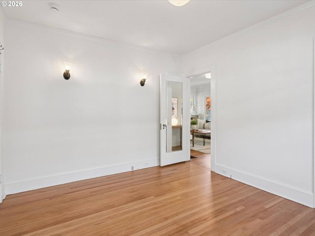 2326 Ne 48TH Ave, Portland, OR 97213