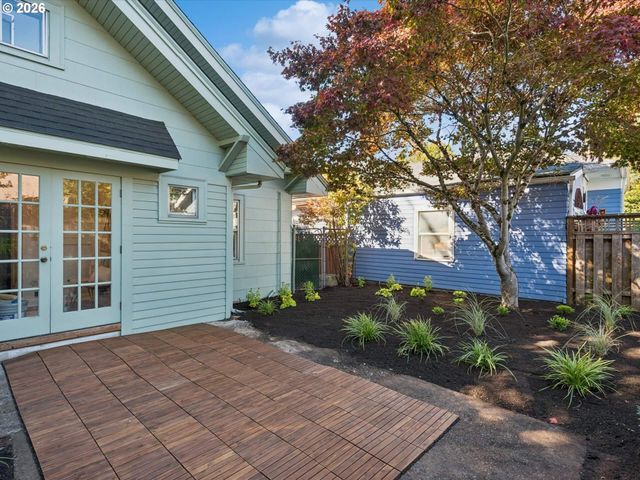 2326 Ne 48TH Ave, Portland, OR 97213