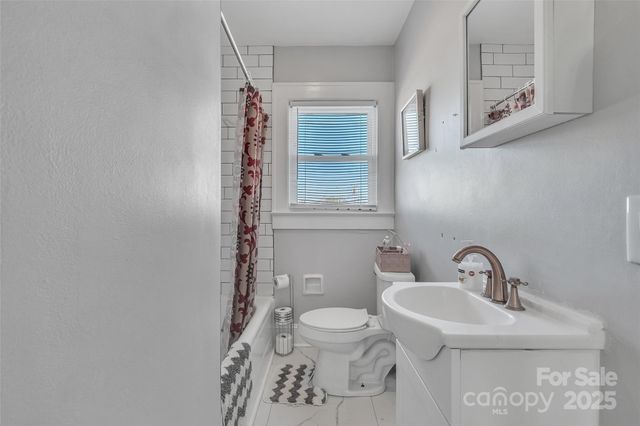 203 E 22nd Street, Kannapolis, NC 28083