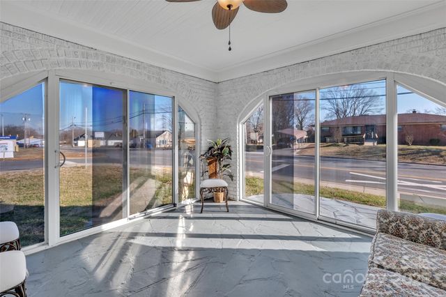 203 E 22nd Street, Kannapolis, NC 28083