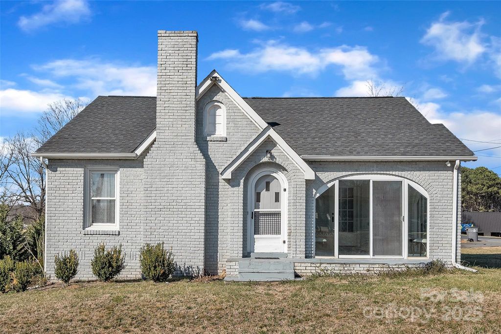 203 E 22nd Street, Kannapolis, NC 28083