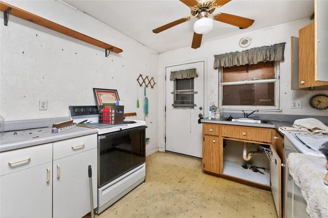 31840 WASHINGTON LOOP ROAD, Punta Gorda, FL 33982