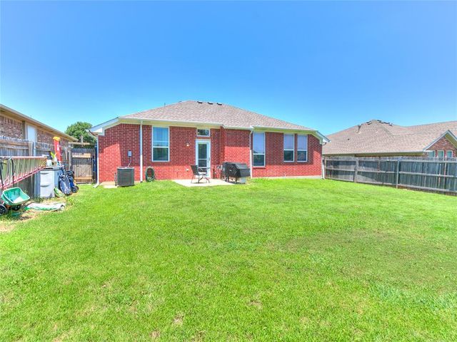 2420 Arbor Drive, Norman, OK 73071