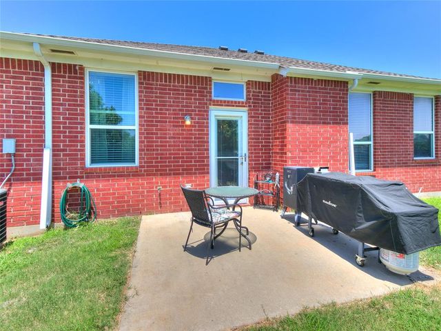 2420 Arbor Drive, Norman, OK 73071