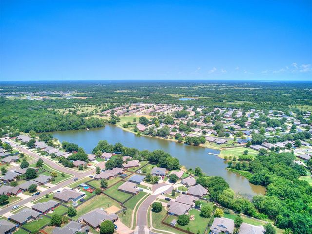 2420 Arbor Drive, Norman, OK 73071