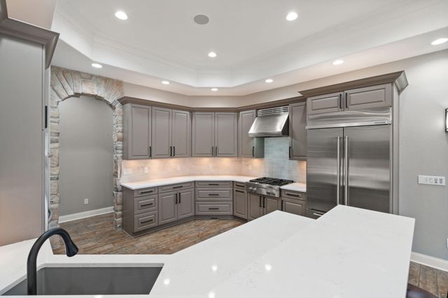 1089 George Ade Court, Crown Point, IN 46307