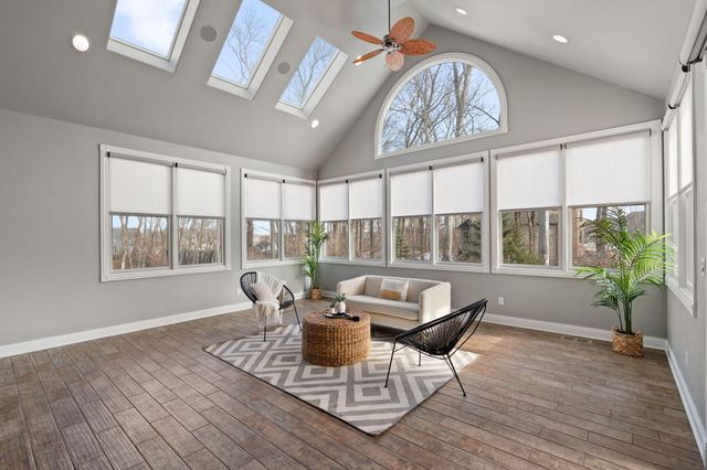 1089 George Ade Court, Crown Point, IN 46307