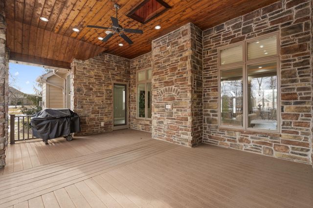 1089 George Ade Court, Crown Point, IN 46307