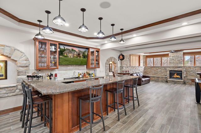 1089 George Ade Court, Crown Point, IN 46307