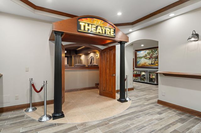 1089 George Ade Court, Crown Point, IN 46307