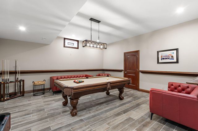 1089 George Ade Court, Crown Point, IN 46307