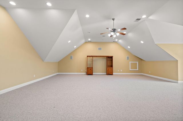 1089 George Ade Court, Crown Point, IN 46307