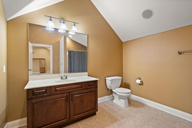 1089 George Ade Court, Crown Point, IN 46307