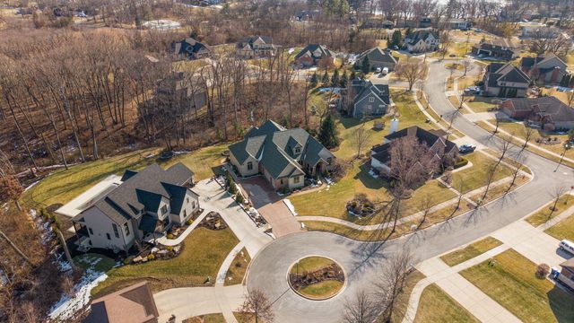 1089 George Ade Court, Crown Point, IN 46307