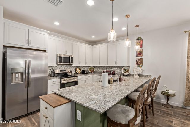 3221 E Ranchhand Drive, San Tan Valley, AZ 85140