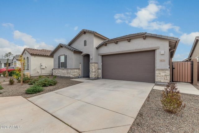 3221 E Ranchhand Drive, San Tan Valley, AZ 85140