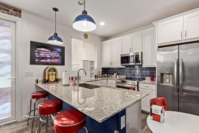 3221 E Ranchhand Drive, San Tan Valley, AZ 85140