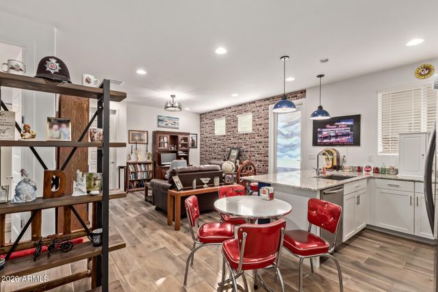 3221 E Ranchhand Drive, San Tan Valley, AZ 85140