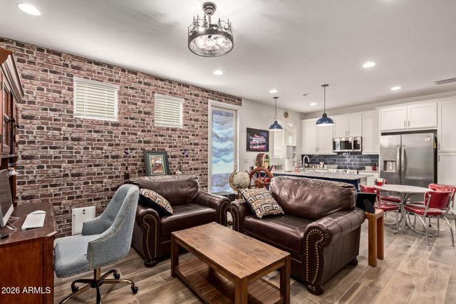 3221 E Ranchhand Drive, San Tan Valley, AZ 85140