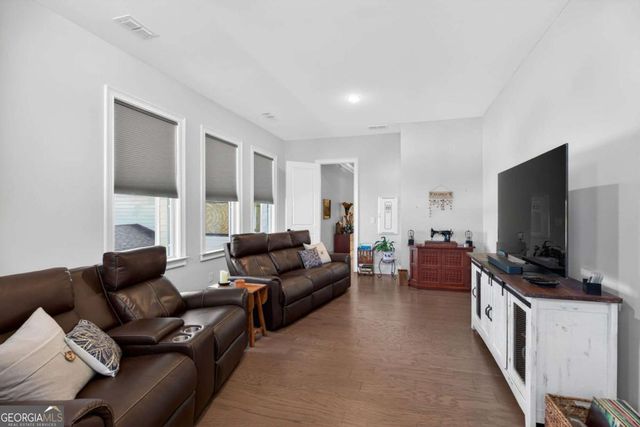 105 Batten Board Way, Woodstock, GA 30189