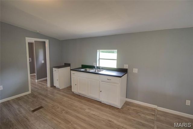 30396 Domino Lane, Godfrey, IL 62035