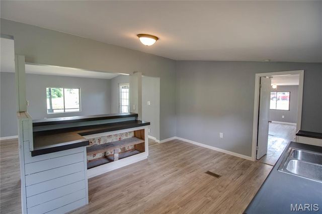 30396 Domino Lane, Godfrey, IL 62035