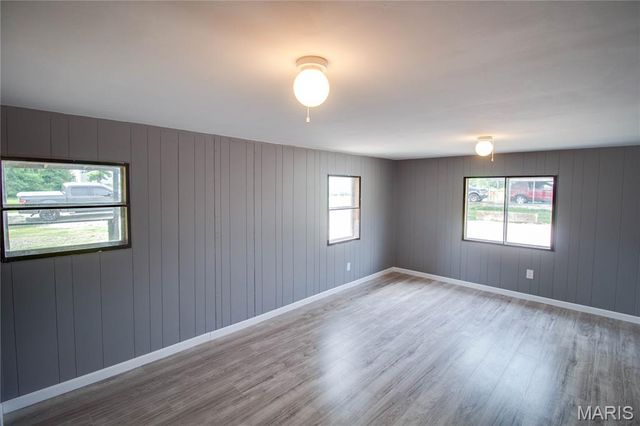 30396 Domino Lane, Godfrey, IL 62035