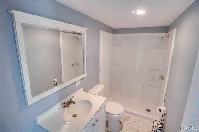 30396 Domino Lane, Godfrey, IL 62035