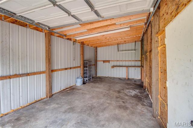 30396 Domino Lane, Godfrey, IL 62035
