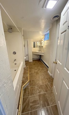 14 West St 1, East Bridgewater, MA 02333