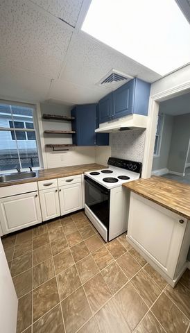 14 West St 1, East Bridgewater, MA 02333