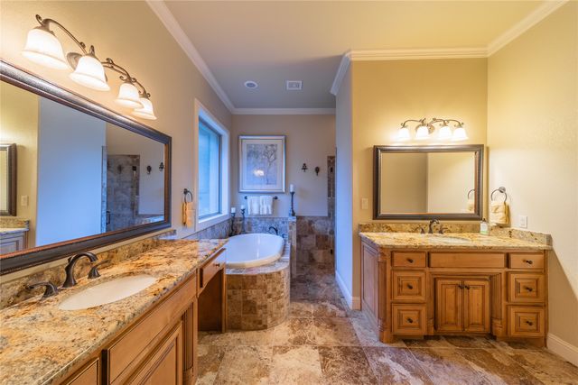 5410 Valley Oak Court, Mckinney, TX 75071