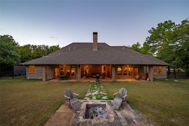 5410 Valley Oak Court, Mckinney, TX 75071