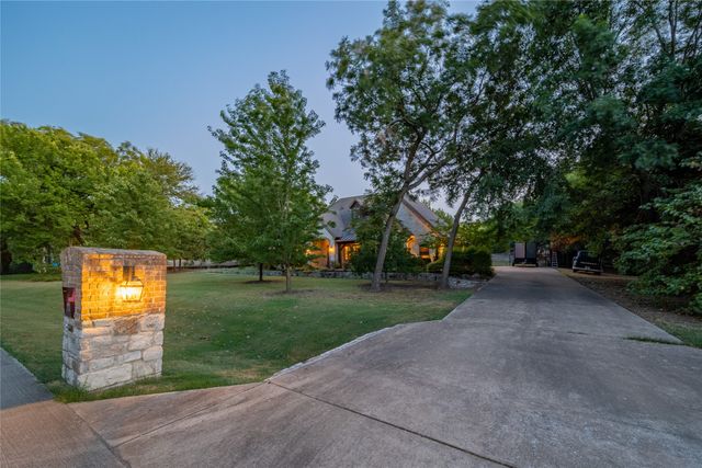 5410 Valley Oak Court, Mckinney, TX 75071